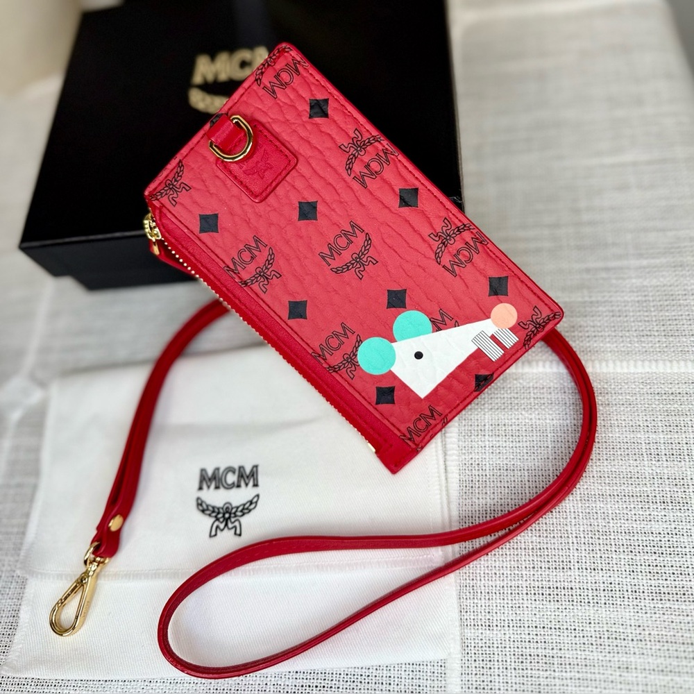 NEW! Unisex MCM Viva Red Visetos Year Of The Mouse Lanyard Card Holder - Picture 3 of 17